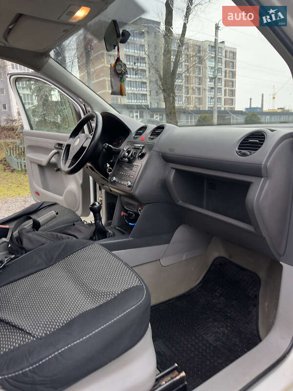 Мінівен Volkswagen Caddy 2006 в Тернополі фото 16 Мінівен Volkswagen Caddy 2006 в Тернополі
