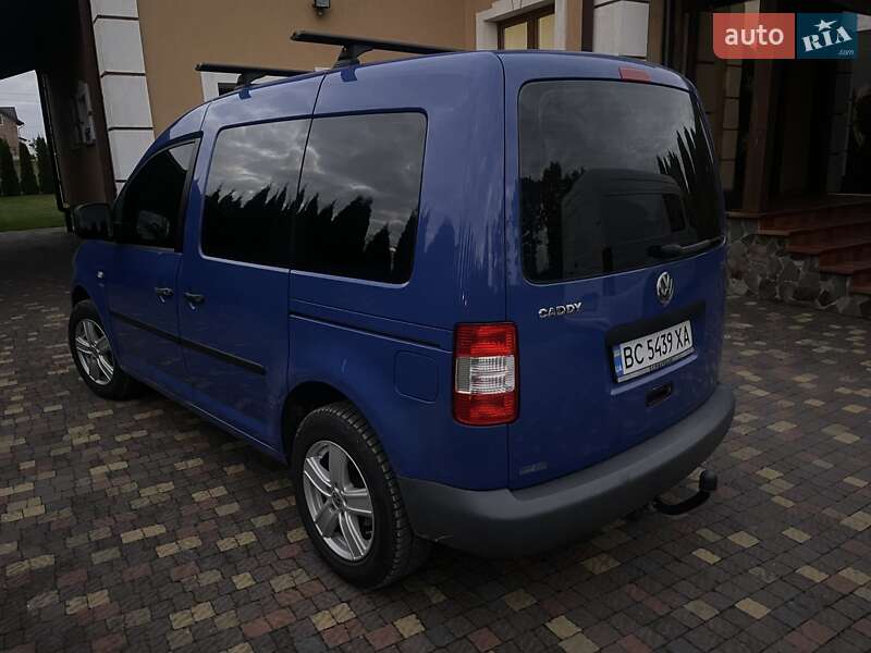 Минивэн Volkswagen Caddy 2006 в Мостиске