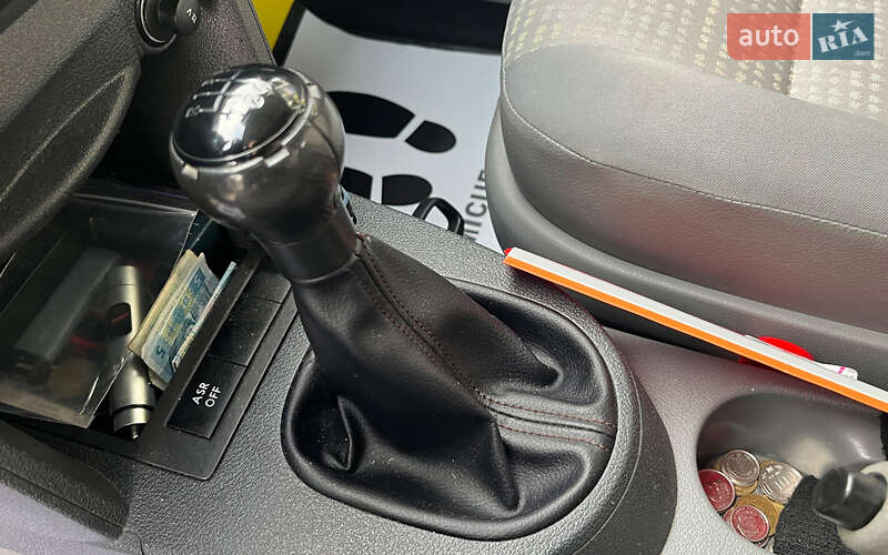 Мінівен Volkswagen Caddy 2009 в Стрию фото 15 Мінівен Volkswagen Caddy 2009 в Стрию