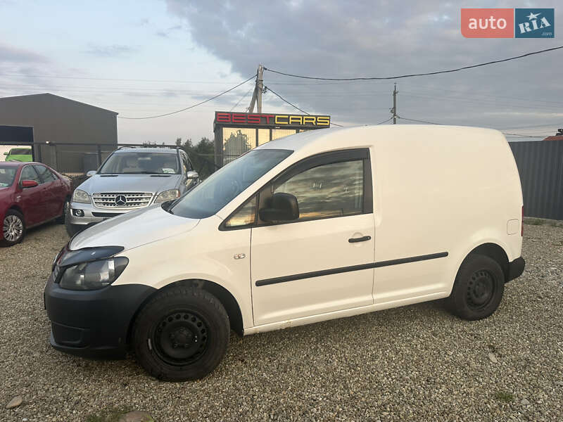 Грузовой фургон Volkswagen Caddy 2014 в Ивано-Франковске