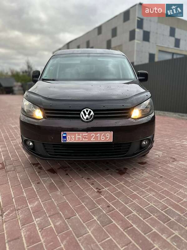 Мінівен Volkswagen Caddy 2014 в Сарнах