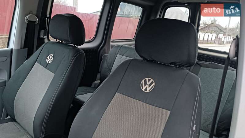 Минивэн Volkswagen Caddy 2006 в Сарнах