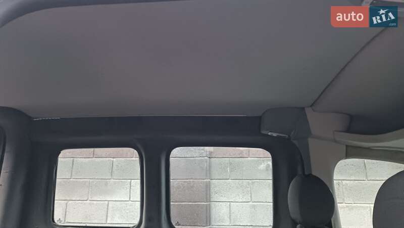 Минивэн Volkswagen Caddy 2006 в Сарнах