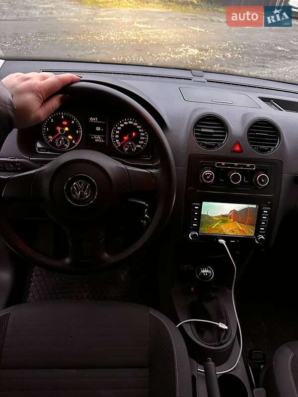 Мінівен Volkswagen Caddy 2014 в Сарнах