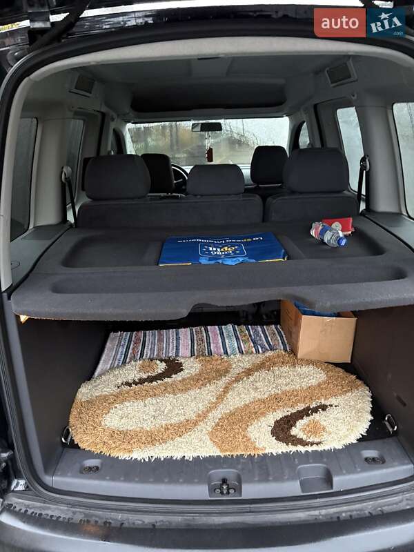 Мінівен Volkswagen Caddy 2013 в Виноградові