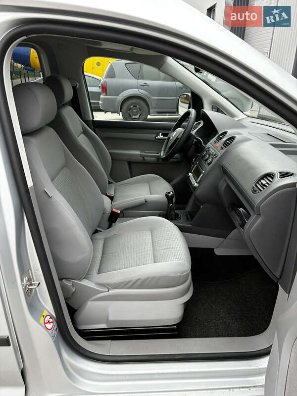 Минивэн Volkswagen Caddy 2009 в Белой Церкви