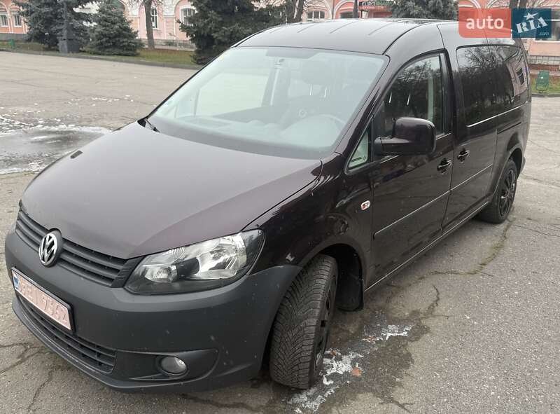 Минивэн Volkswagen Caddy 2011 в Лубнах