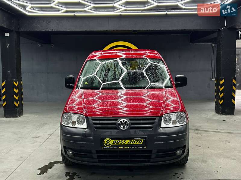Мінівен Volkswagen Caddy 2009 в Чернівцях