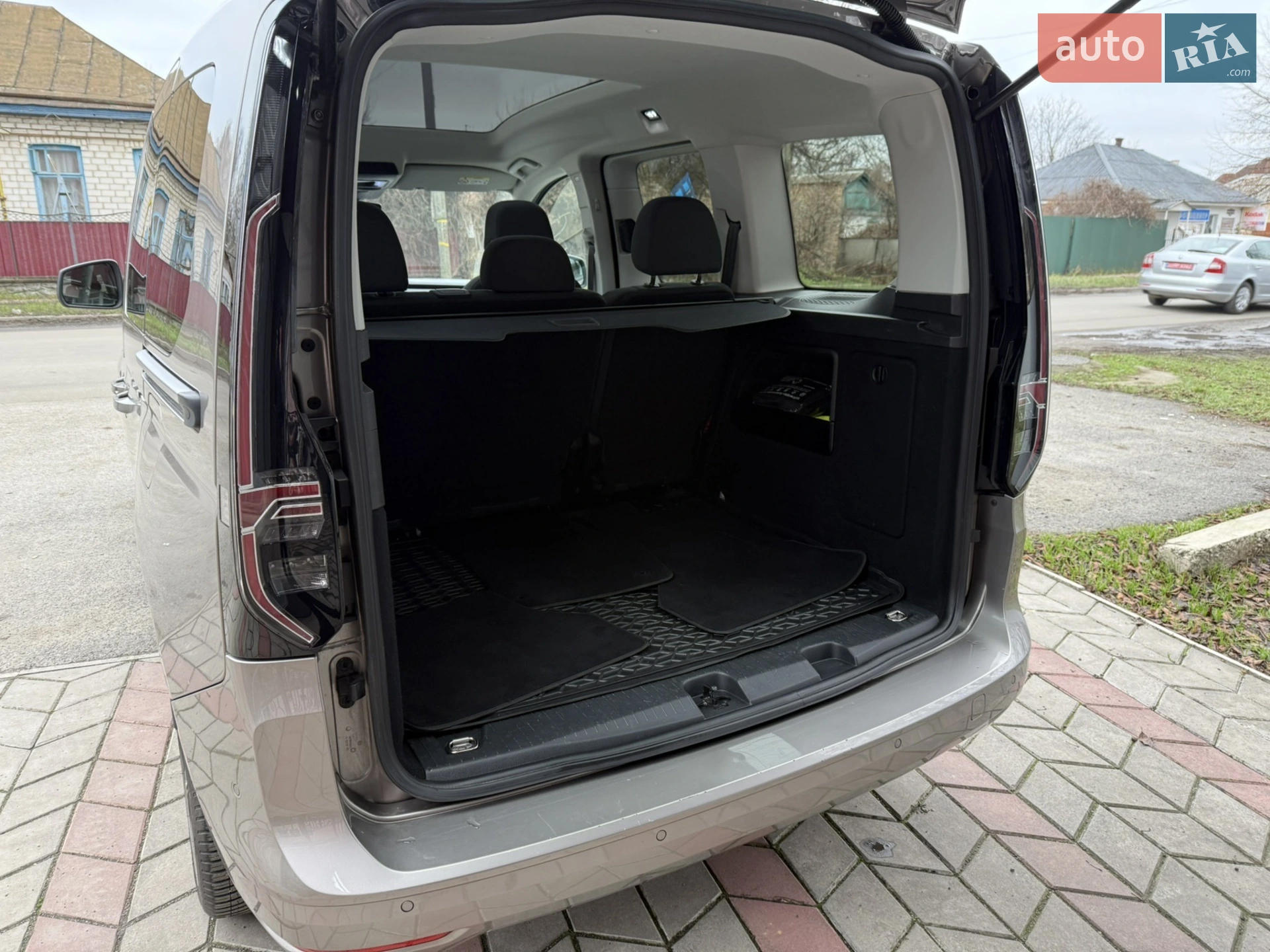2021 Volkswagen Caddy - мініатюра 16