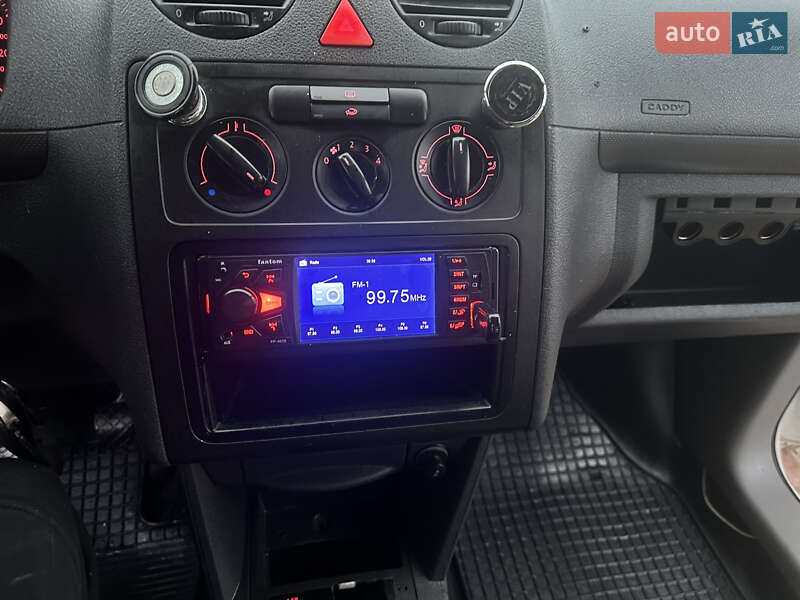 Минивэн Volkswagen Caddy 2008 в Тернополе