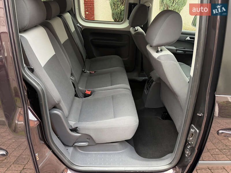 Мінівен Volkswagen Caddy 2013 в Стрию