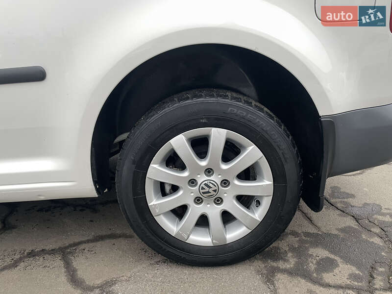 Мінівен Volkswagen Caddy 2005 в Вінниці