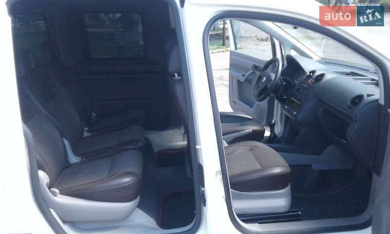 Мінівен Volkswagen Caddy 2009 в Козятині