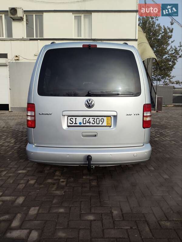 Минивэн Volkswagen Caddy 2012 в Черновцах