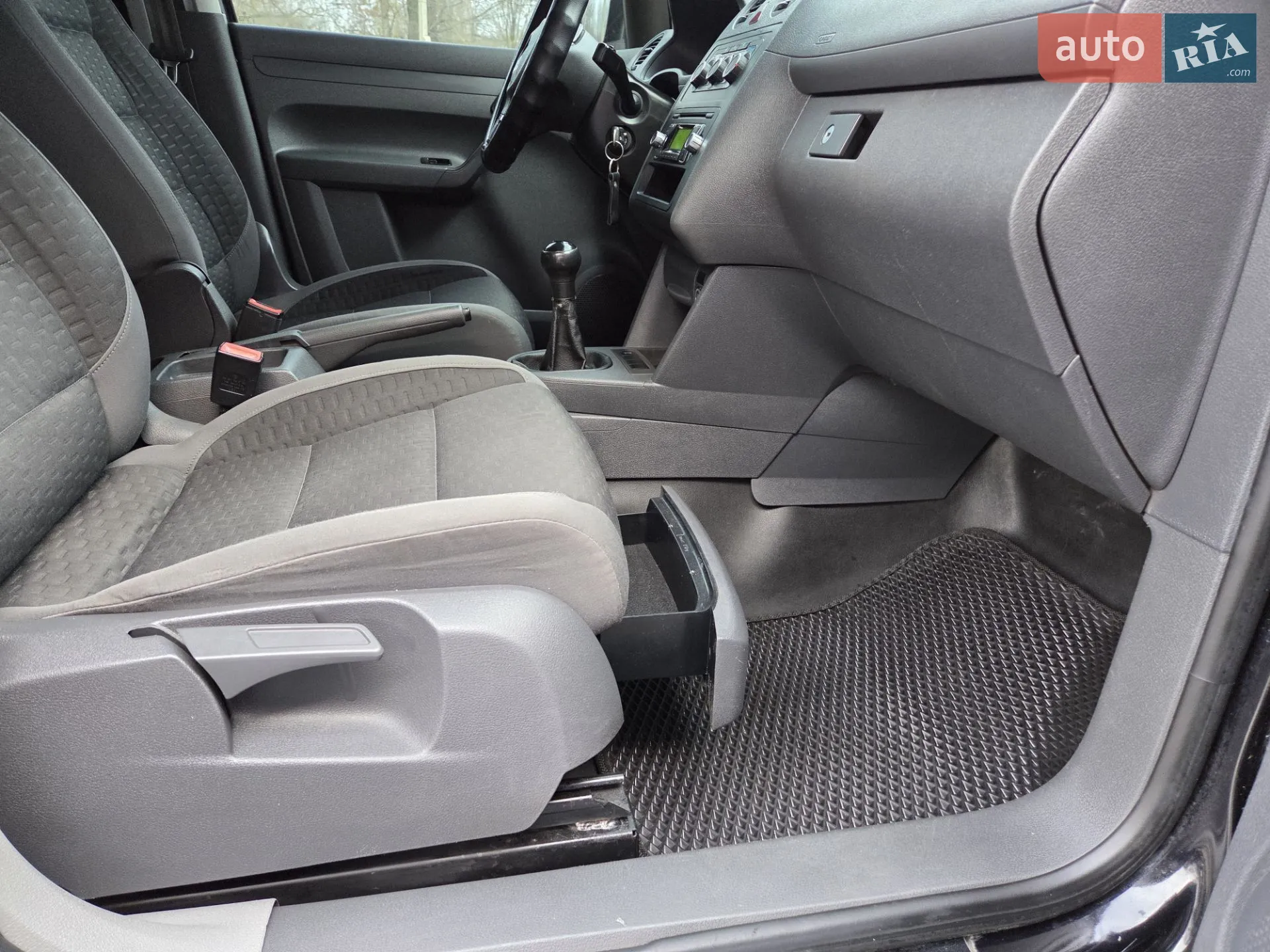 2011 Volkswagen Caddy - мініатюра 26