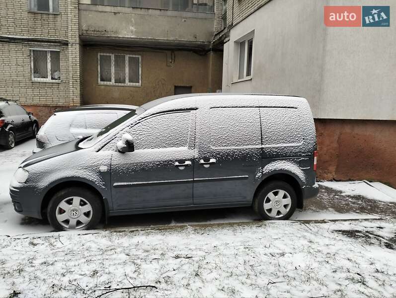Volkswagen Caddy 2009