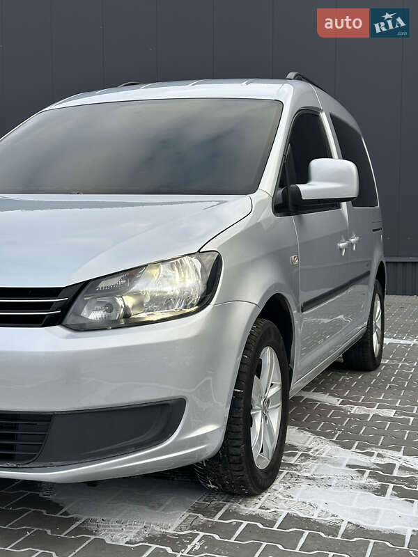 Мінівен Volkswagen Caddy 2015 в Кропивницькому