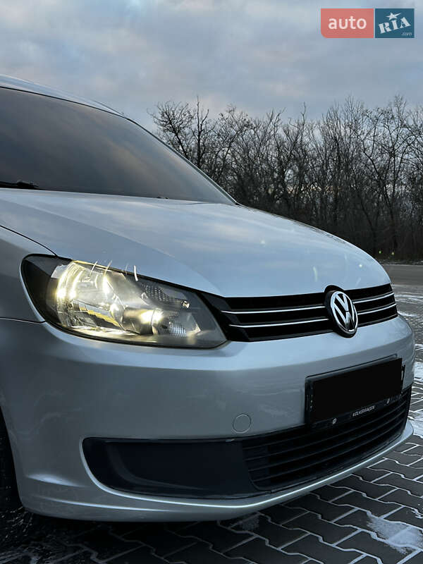 Мінівен Volkswagen Caddy 2015 в Кропивницькому