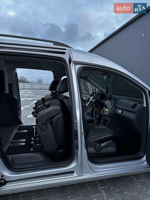Мінівен Volkswagen Caddy 2015 в Кропивницькому