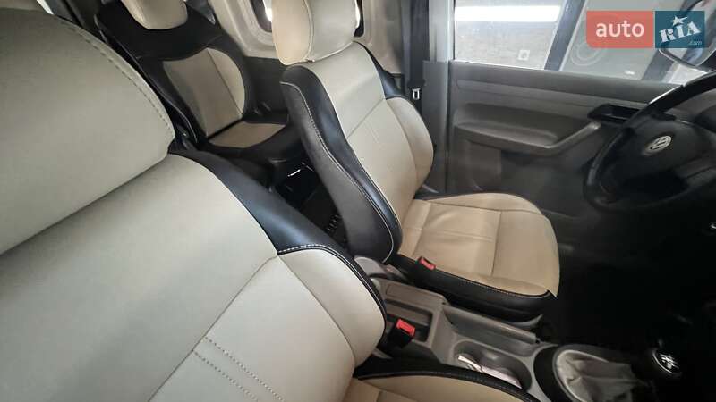 Мінівен Volkswagen Caddy 2008 в Рівному