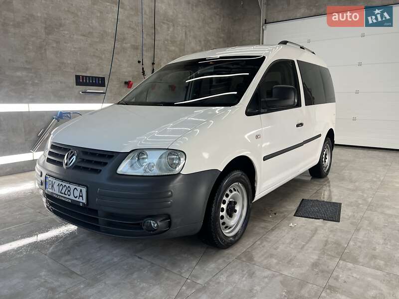 Мінівен Volkswagen Caddy 2008 в Рівному