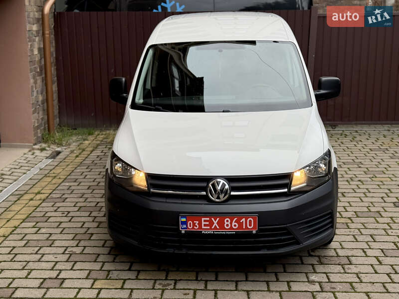 Мінівен Volkswagen Caddy 2017 в Ужгороді