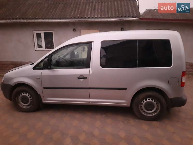 Мінівен Volkswagen Caddy 2010 в Носівці