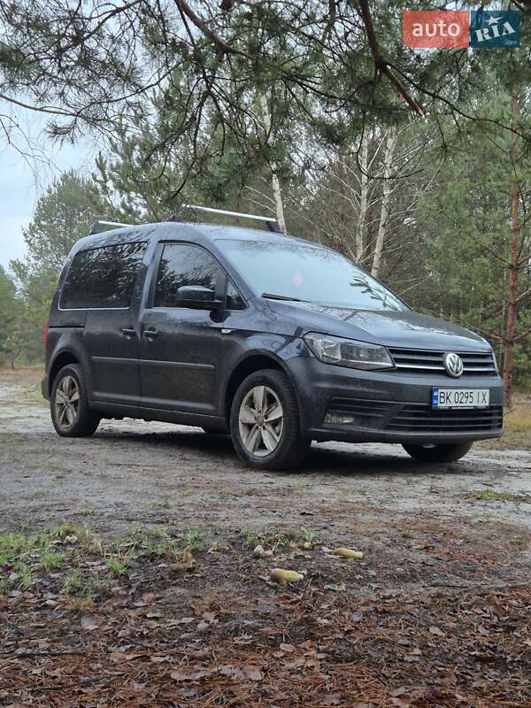 Мінівен Volkswagen Caddy 2016 в Рокитному