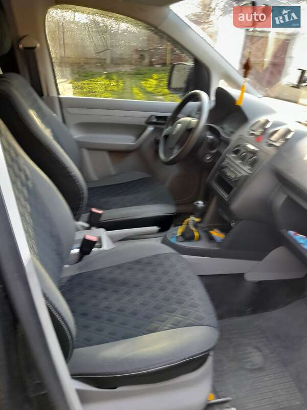 Мінівен Volkswagen Caddy 2008 в Жашківу