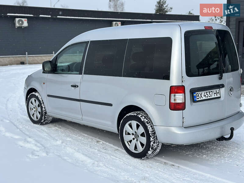 Мінівен Volkswagen Caddy 2010 в Іваничах