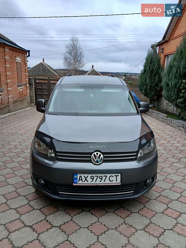 Volkswagen Caddy 2011