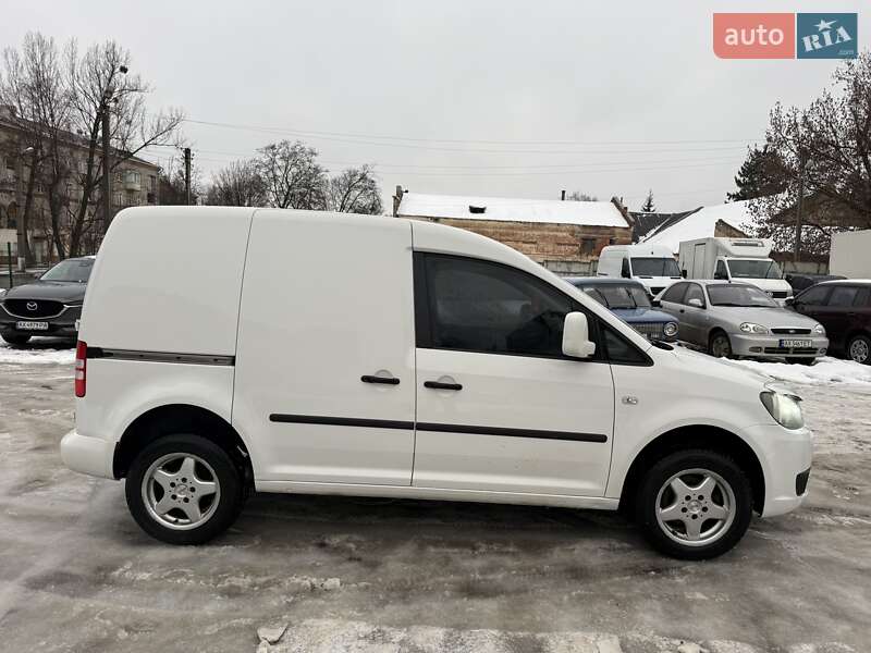 Вантажний фургон Volkswagen Caddy 2010 в Харкові