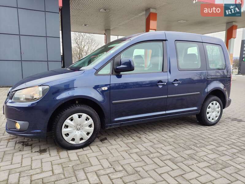 Мінівен Volkswagen Caddy 2012 в Чернівцях