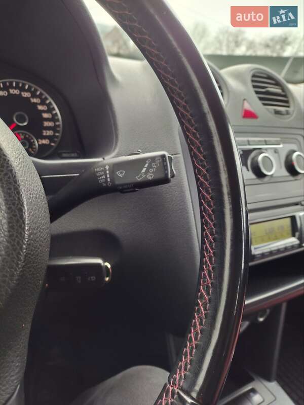 Мінівен Volkswagen Caddy 2012 в Чернівцях