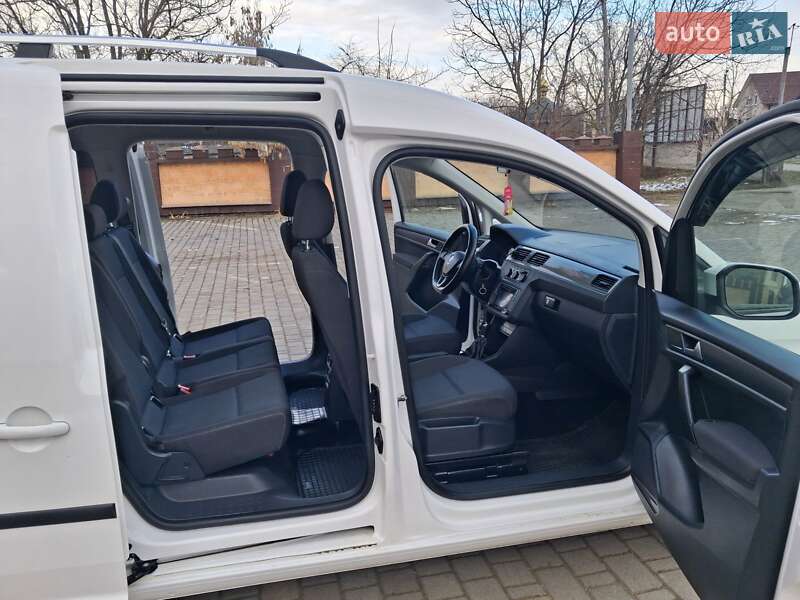 Мінівен Volkswagen Caddy 2016 в Чернівцях