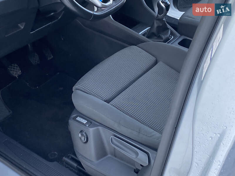 Мінівен Volkswagen Caddy 2021 в Ірпені