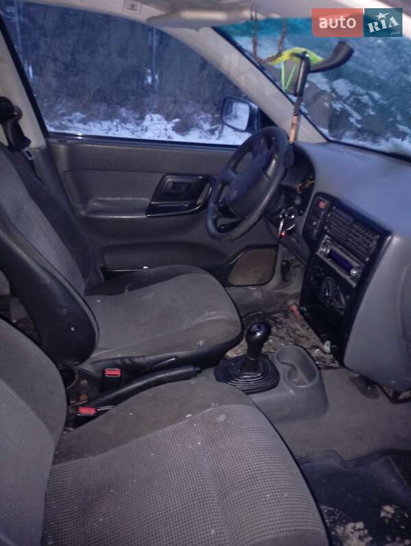 Volkswagen Caddy 2000