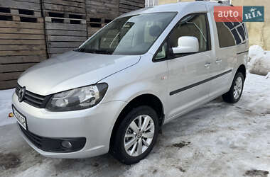 Мінівен Volkswagen Caddy 2011 в Чернівцях