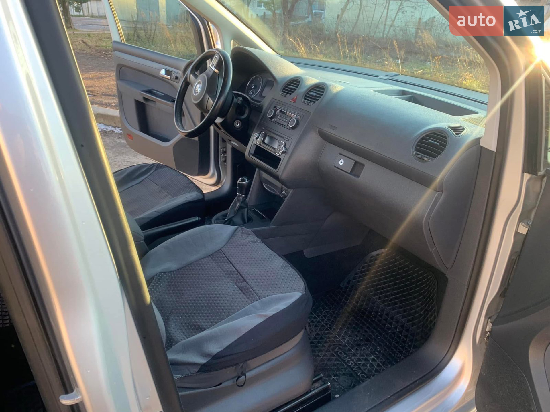 2013 Volkswagen Caddy - мініатюра 21