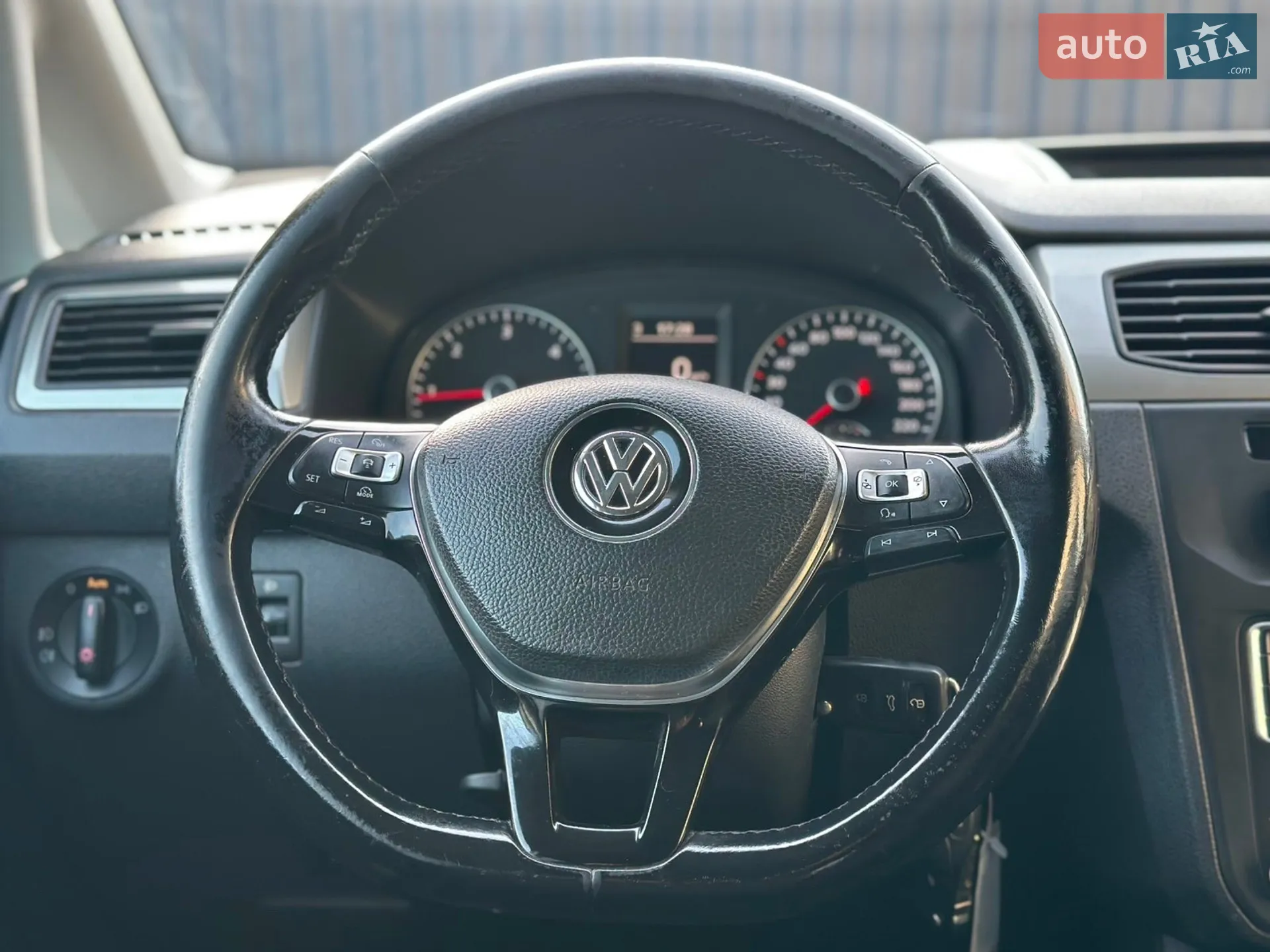 2015 Volkswagen Caddy - мініатюра 31
