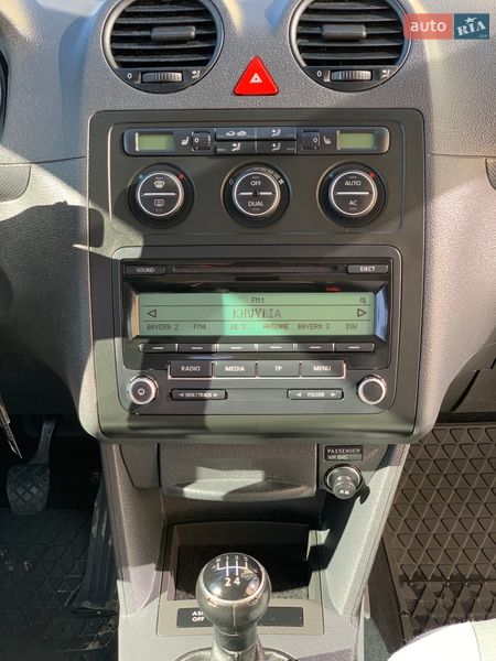 Минивэн Volkswagen Caddy 2009 в Кременце