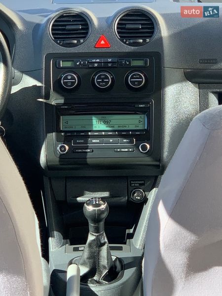 Минивэн Volkswagen Caddy 2009 в Кременце