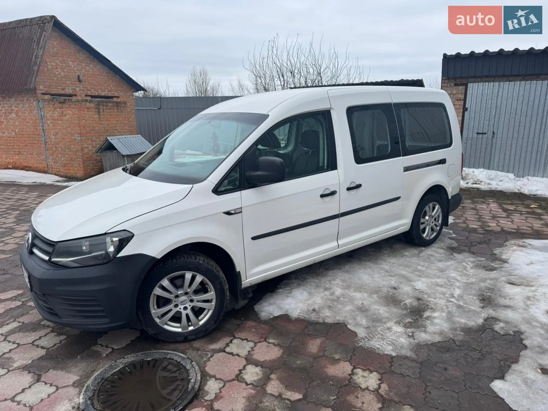 2016 Volkswagen Caddy - фото 1