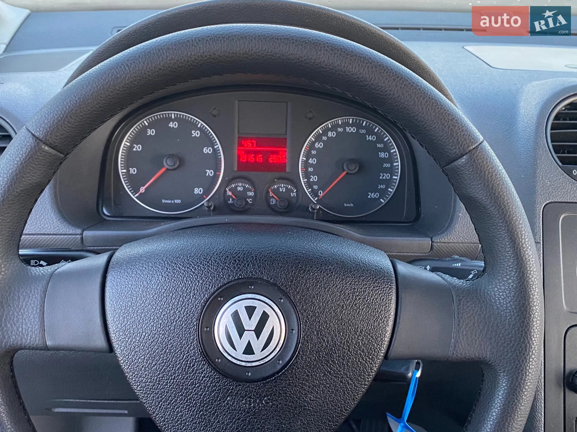 2010 Volkswagen Caddy - мініатюра 25