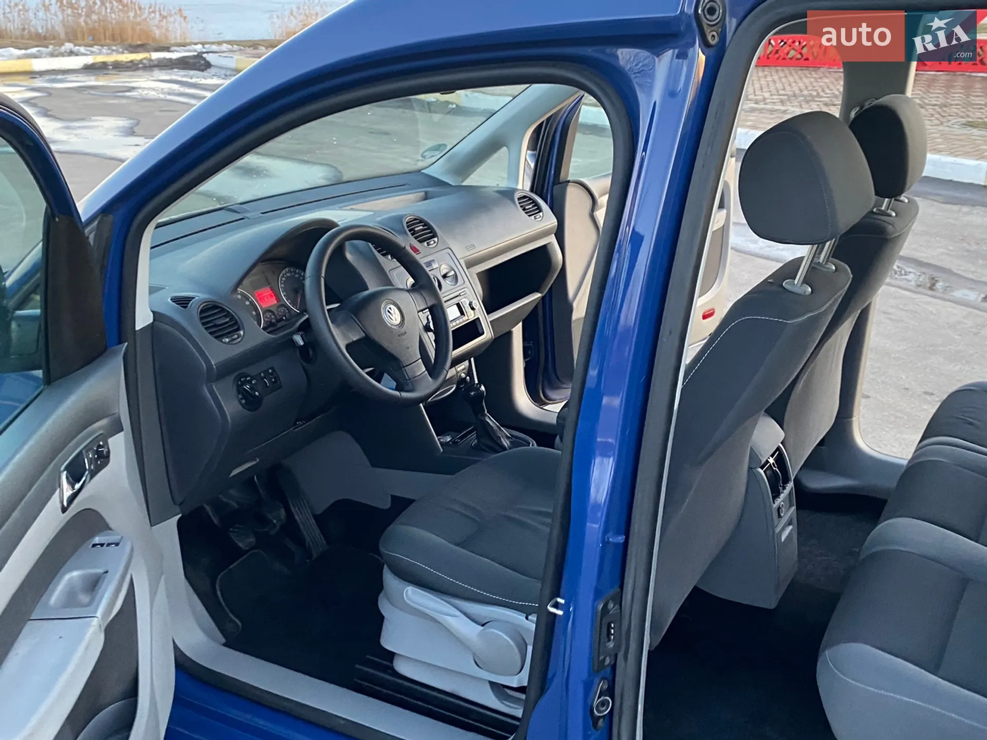 2010 Volkswagen Caddy - мініатюра 29