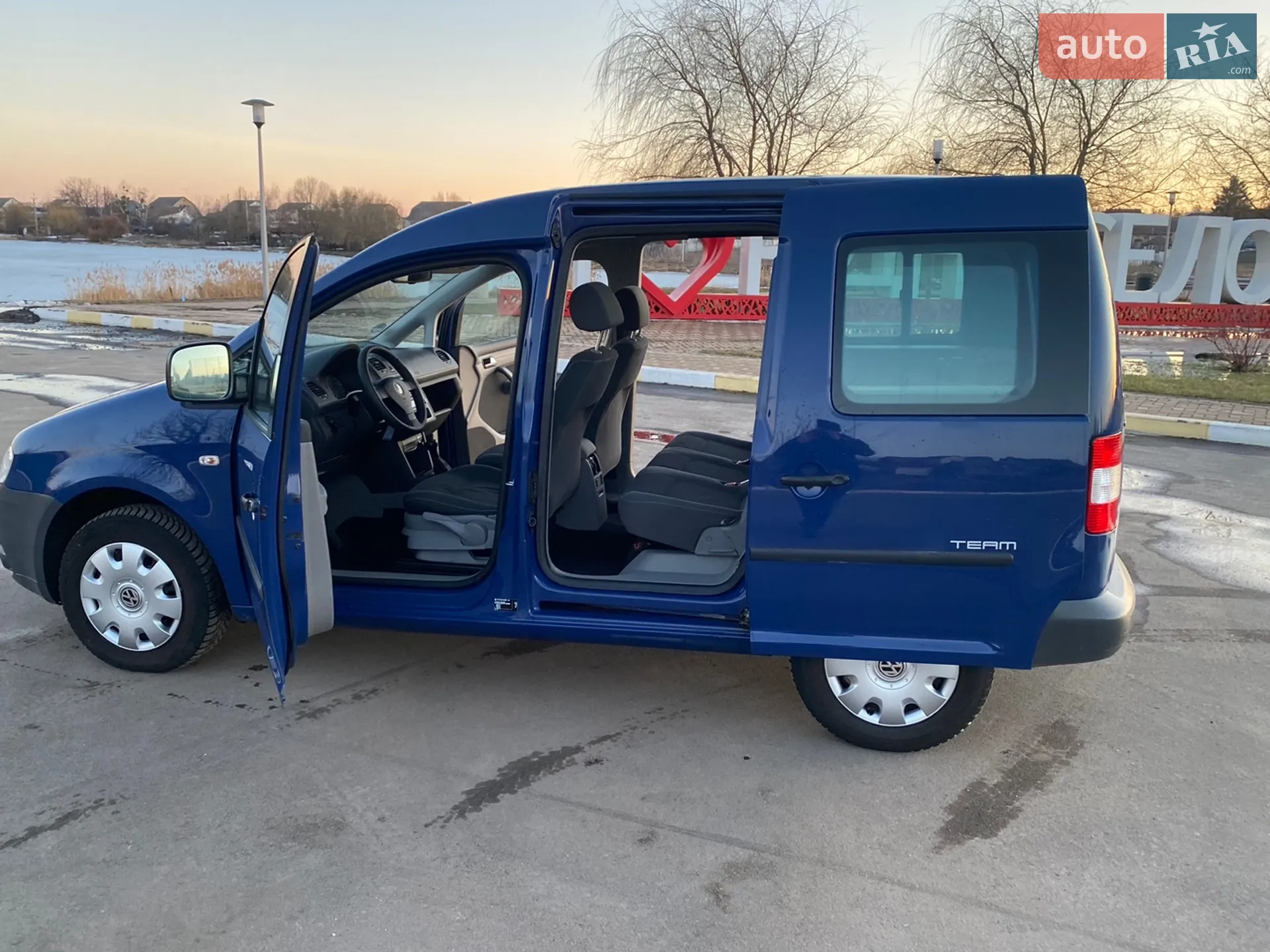 2010 Volkswagen Caddy - мініатюра 56