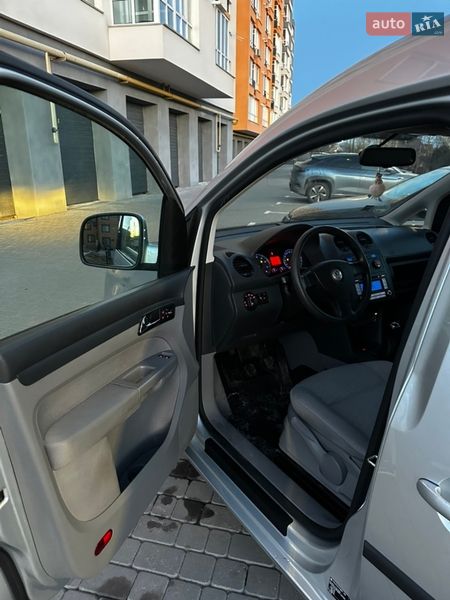 Минивэн Volkswagen Caddy 2008 в Виннице