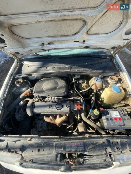 Пикап Volkswagen Caddy 2002 в Харькове