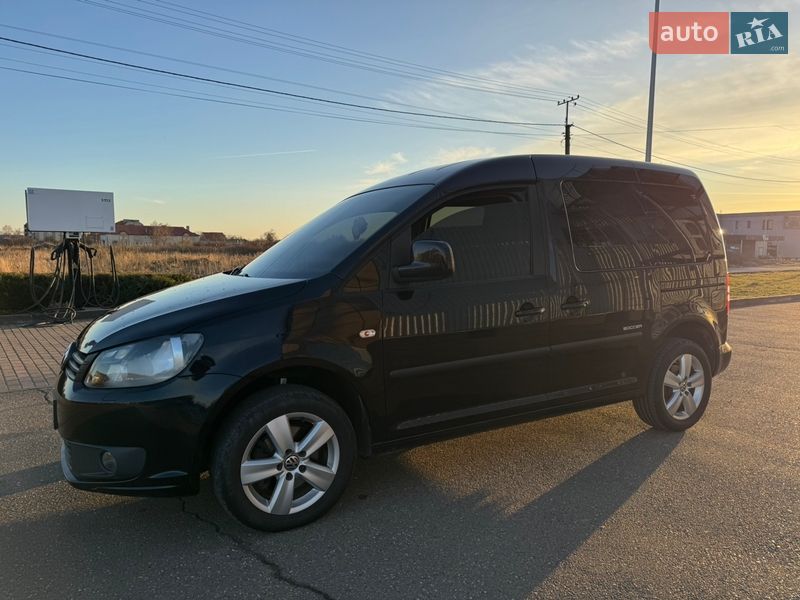 Минивэн Volkswagen Caddy 2014 в Виноградове