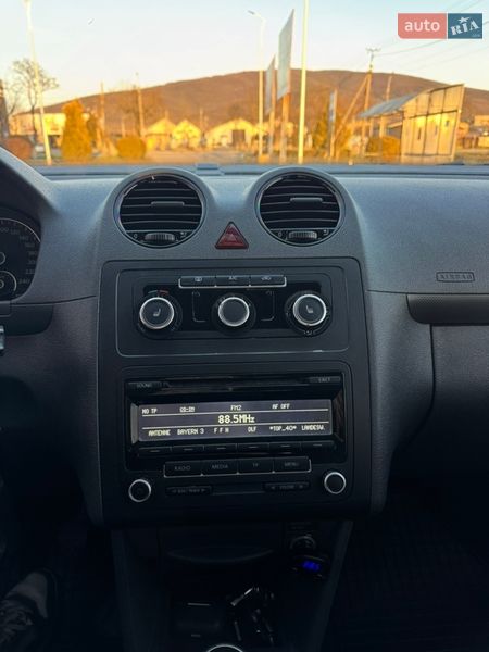 Минивэн Volkswagen Caddy 2014 в Виноградове